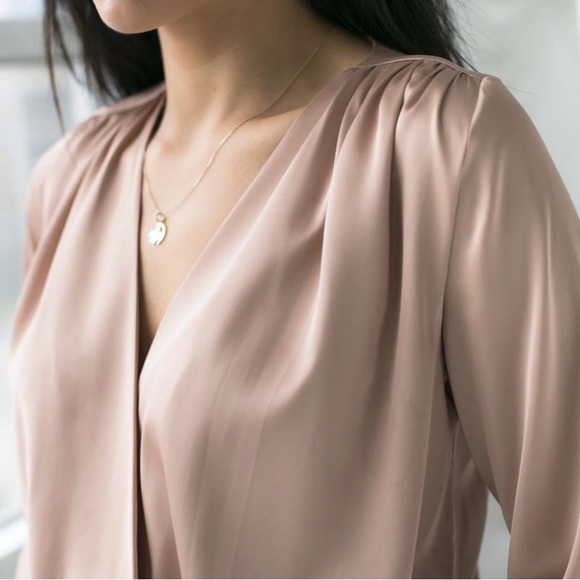 Cute NEW Satin Silk Blouse - Picture 2 of 3